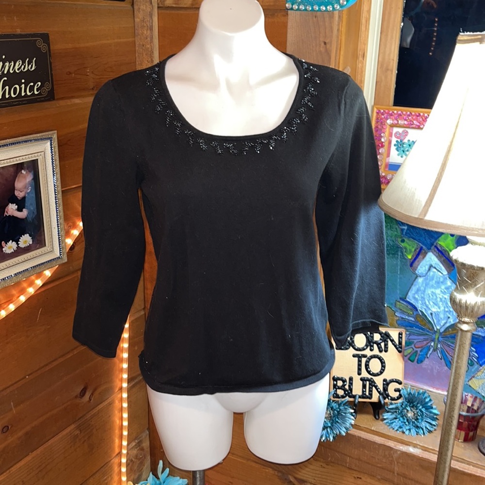Black light sweater 3/4 sleeve BLING beautiful trim